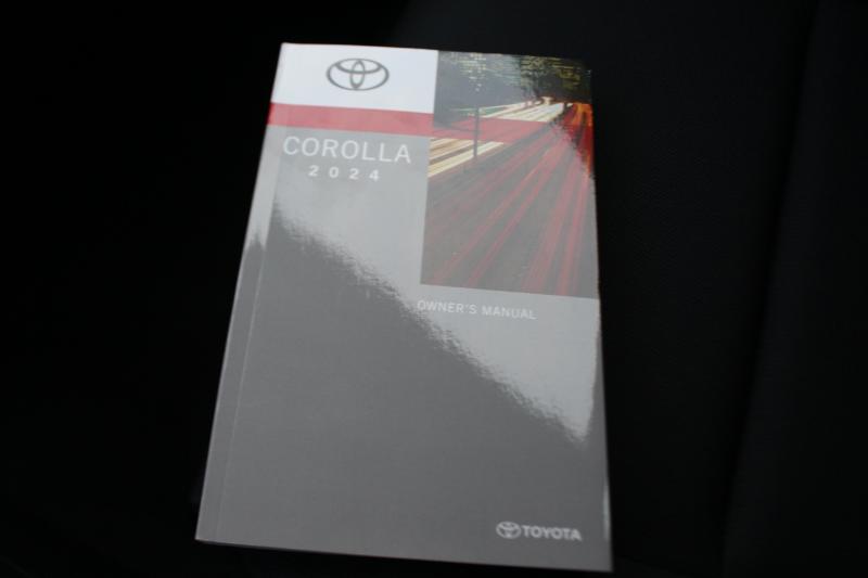 Toyota Corolla LE 2024