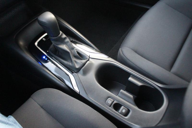 Toyota Corolla LE 2024