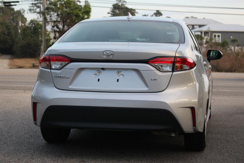 Toyota Corolla LE 2024