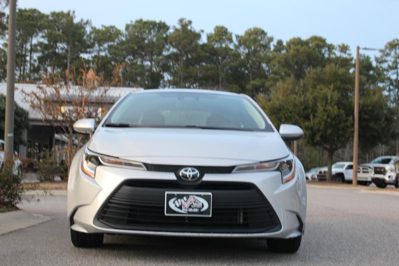 Toyota Corolla LE 2024