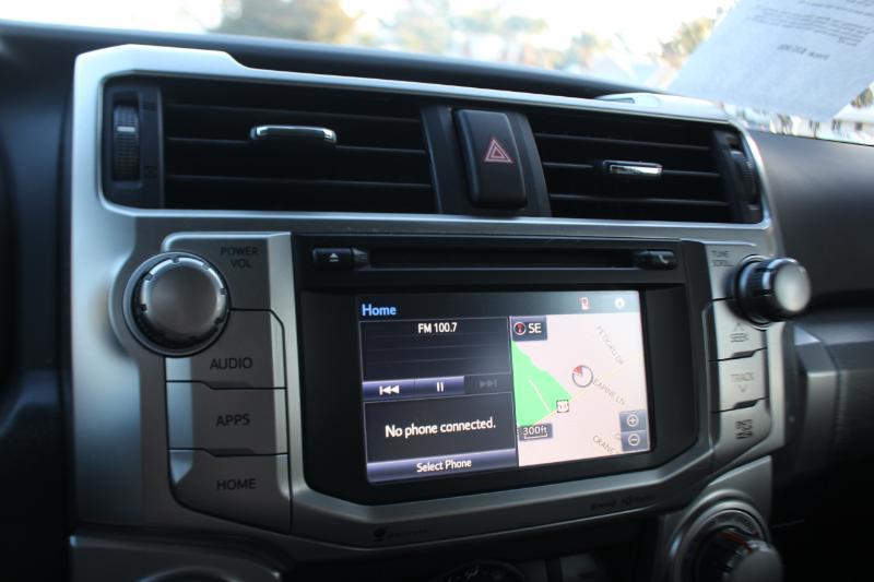 Toyota 4Runner SR5 2WD 2016