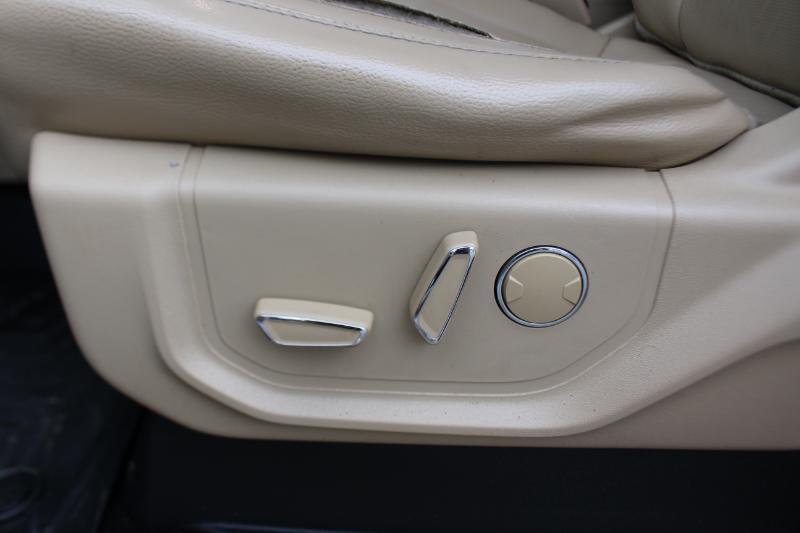 Ford F-150 4WD SuperCab 133" Lariat 2017