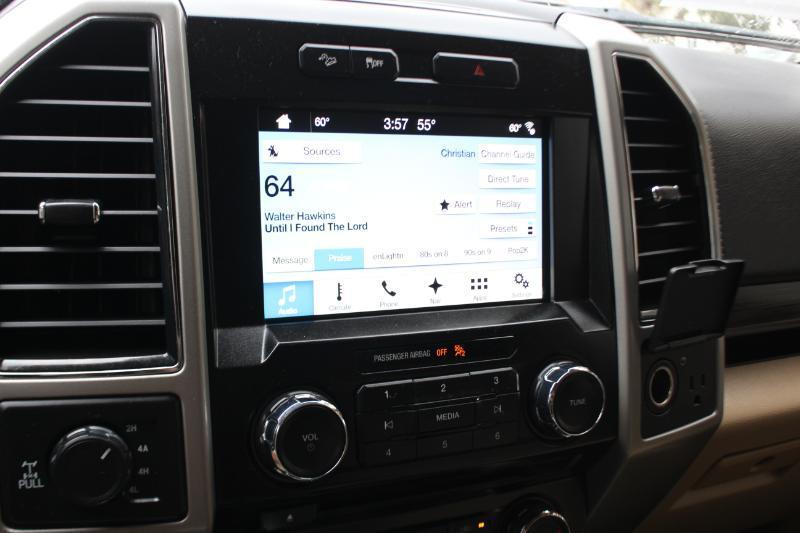 Ford F-150 4WD SuperCab 133" Lariat 2017