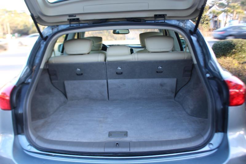 Infiniti QX50 Base AWD 2017