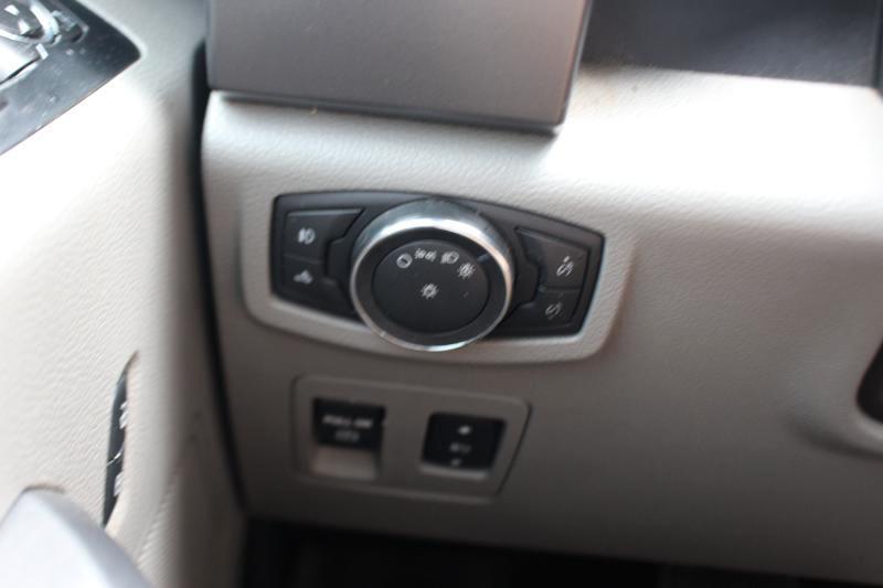 Ford F-150 XL SuperCrew 5.5-ft. Bed 2WD 2015