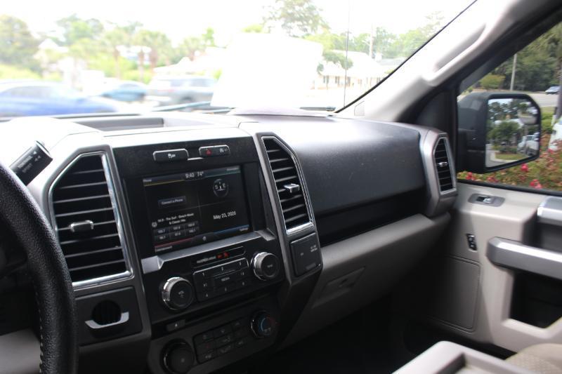 Ford F-150 XL SuperCrew 5.5-ft. Bed 2WD 2015