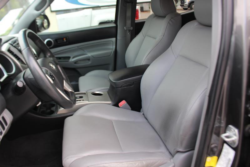 Toyota Tacoma PreRunner Double Cab V6 Auto 2WD 2013