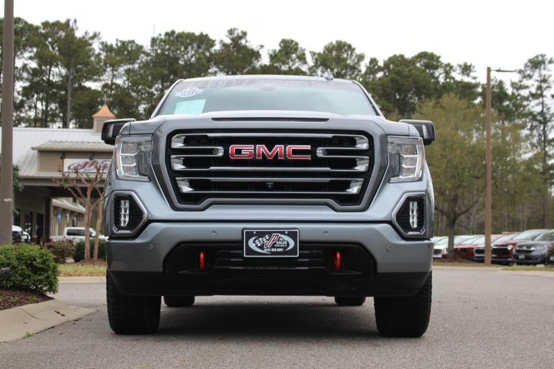 GMC Sierra 1500 AT4 Crew Cab Long Box 4WD 2020