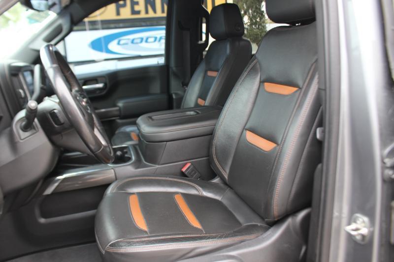 GMC Sierra 1500 AT4 Crew Cab Long Box 4WD 2020