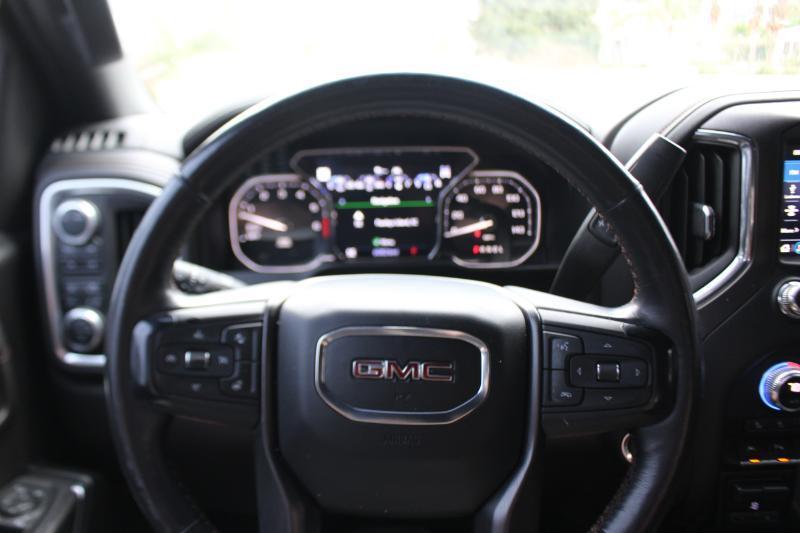 GMC Sierra 1500 AT4 Crew Cab Long Box 4WD 2020