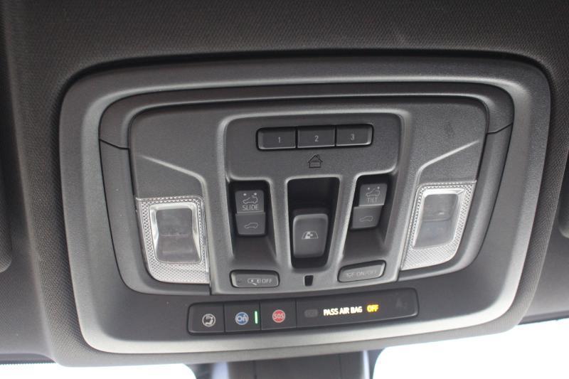 GMC Sierra 1500 AT4 Crew Cab Long Box 4WD 2020