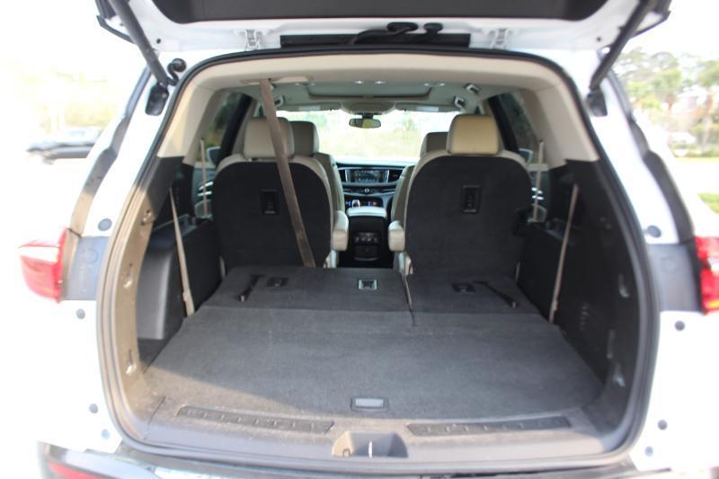 Buick Enclave Essence FWD 2019