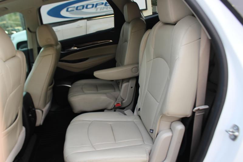 Buick Enclave Essence FWD 2019