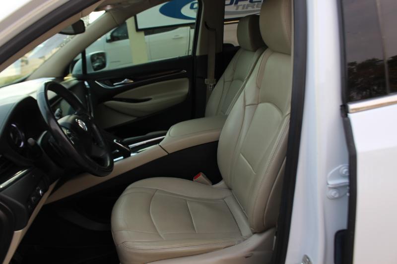 Buick Enclave Essence FWD 2019