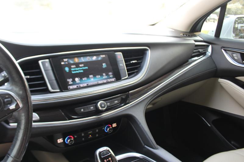 Buick Enclave Essence FWD 2019