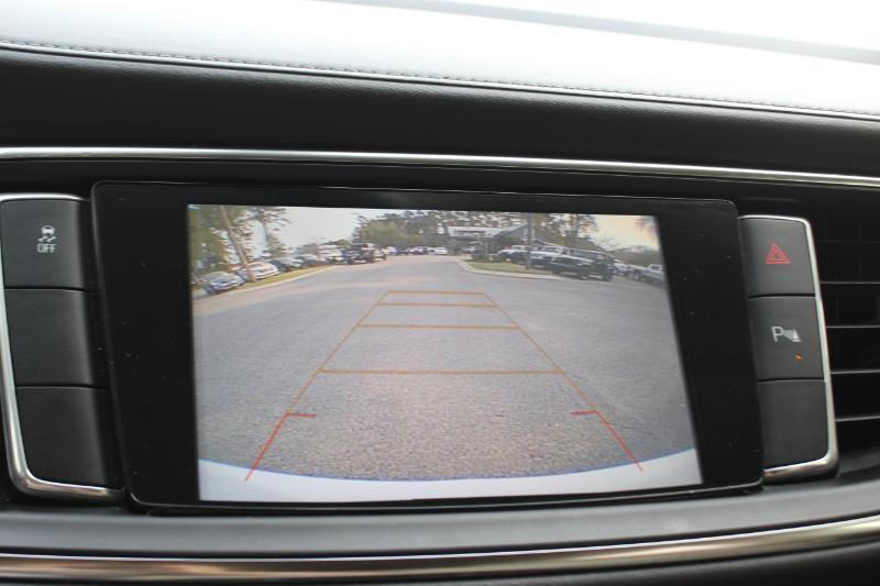 Buick Enclave Essence FWD 2019