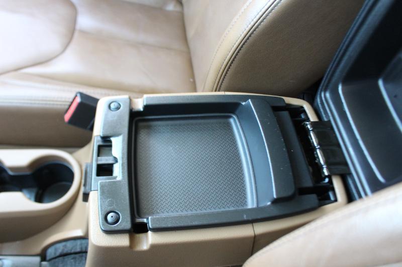 Jeep Wrangler Unlimited Sahara 4WD 2014