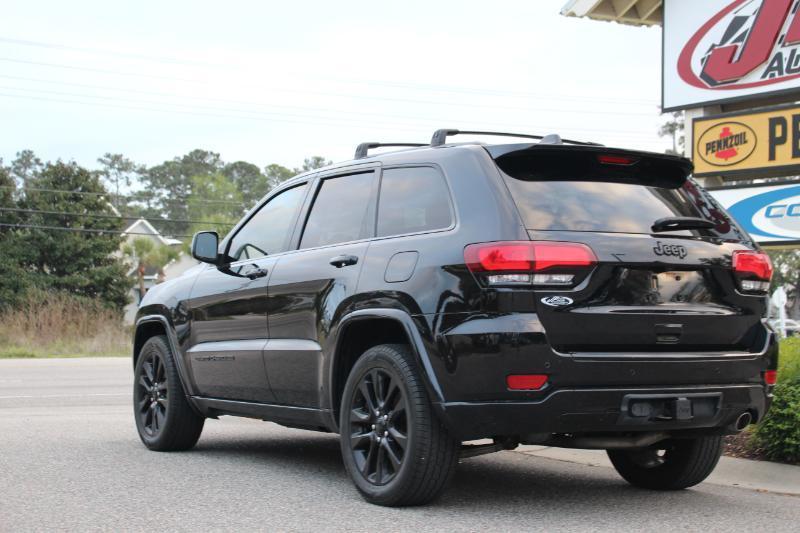 Jeep Grand Cherokee Laredo 2WD 2017