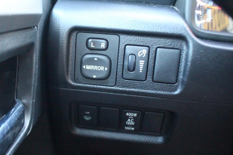 Toyota 4Runner SR5 4WD 2015