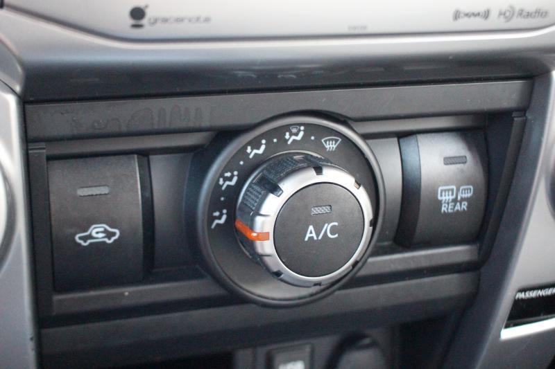 Toyota 4Runner SR5 4WD 2015