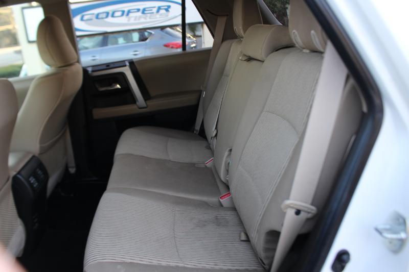 Toyota 4Runner SR5 4WD 2015