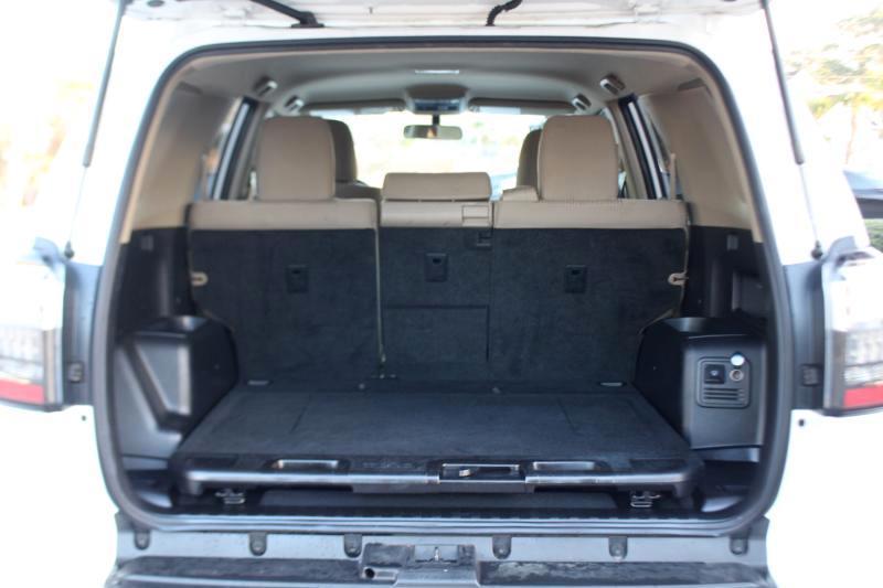 Toyota 4Runner SR5 4WD 2015