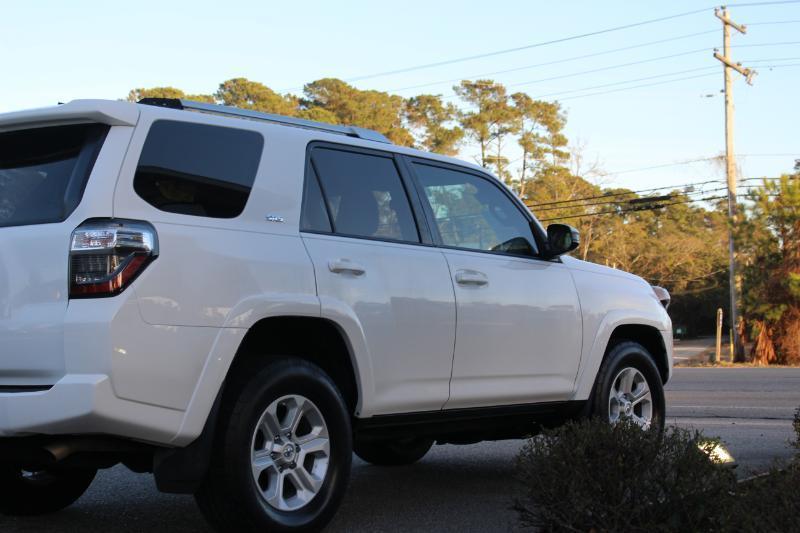 Toyota 4Runner SR5 4WD 2015