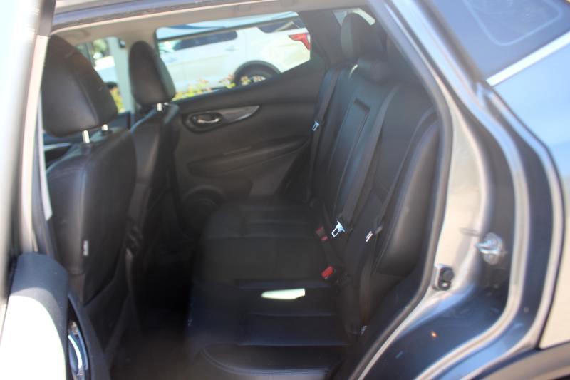 Nissan Rogue Sport S 2018