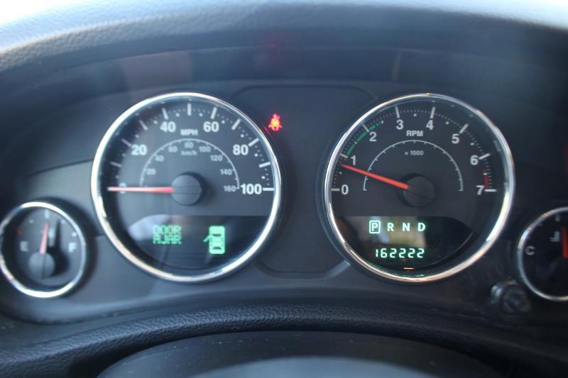 Jeep Wrangler Unlimited Sahara 4WD 2012