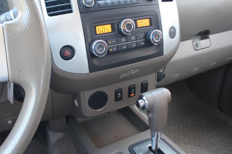 Nissan Frontier S Crew Cab 2WD 2013