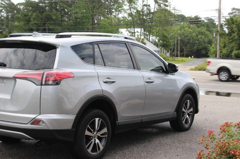 Toyota RAV4 XLE AWD 2018