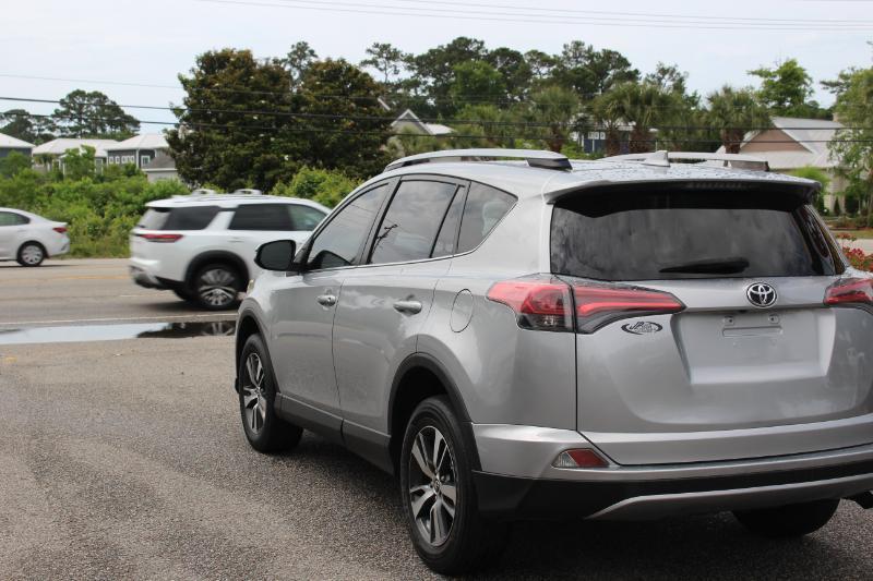 Toyota RAV4 XLE AWD 2018