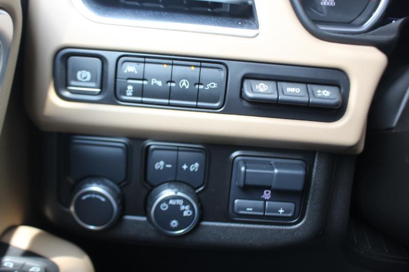 Chevrolet Tahoe  2021