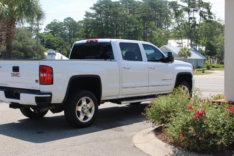 GMC Sierra 3500HD Denali Crew Cab 4WD 2015