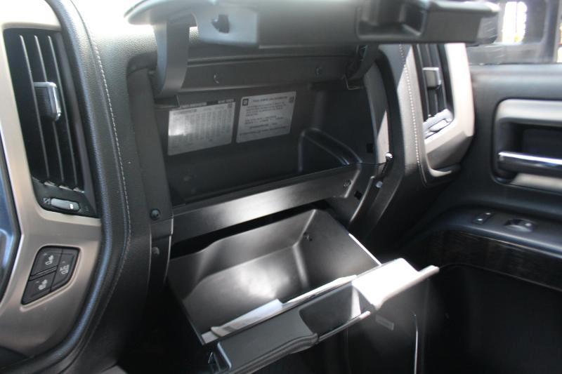 GMC Sierra 3500HD Denali Crew Cab 4WD 2015