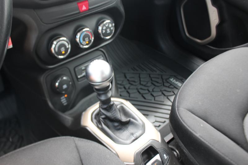 Jeep Renegade Latitude 4WD 2016
