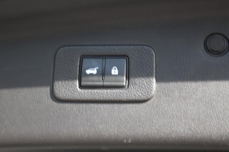 Nissan Armada SL 2WD 2023