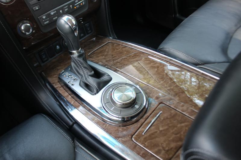 Infiniti QX80 4WD 2016