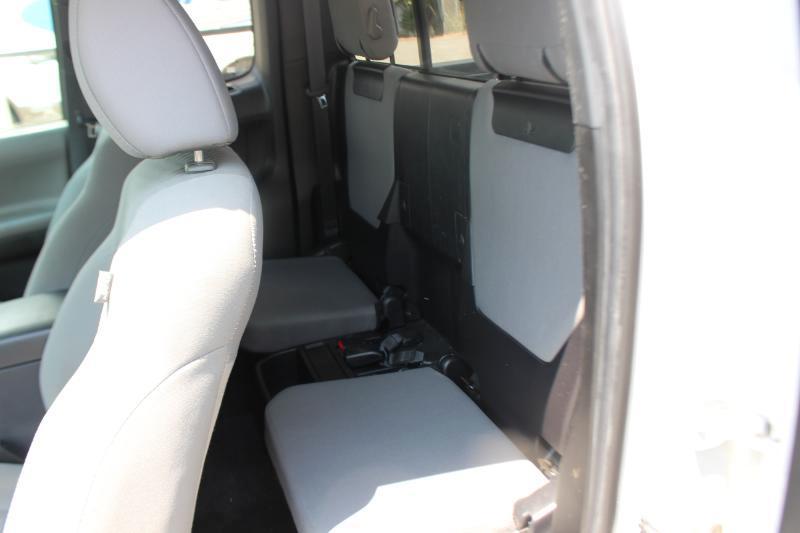 Toyota Tacoma SR5 Access Cab I4 6AT 2WD 2021