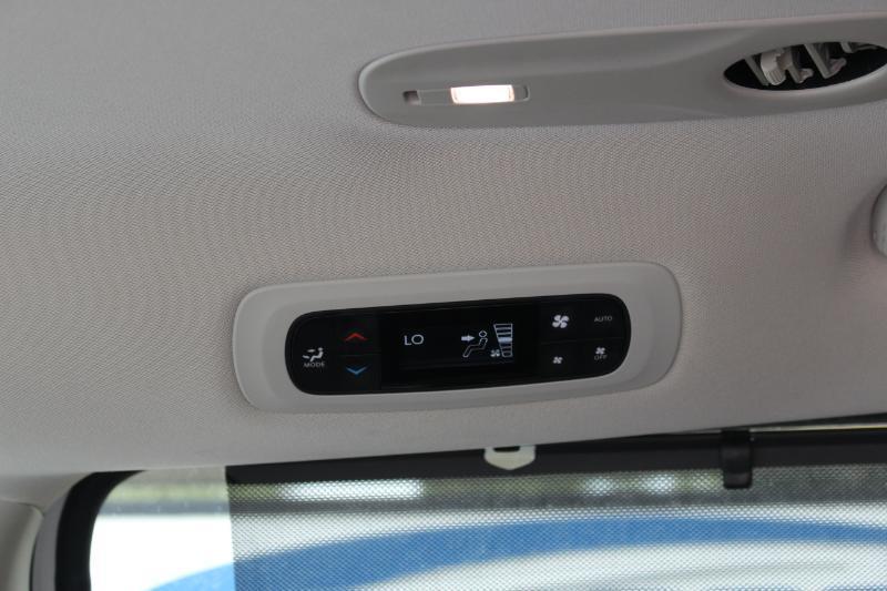 Chrysler Pacifica Touring L 2023
