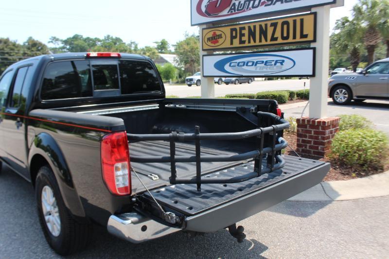 Nissan Frontier SL Crew Cab 2WD 2014