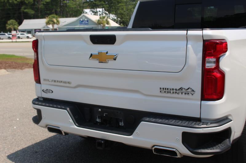 Chevrolet Silverado 1500 High Country Crew Cab 4WD 2023