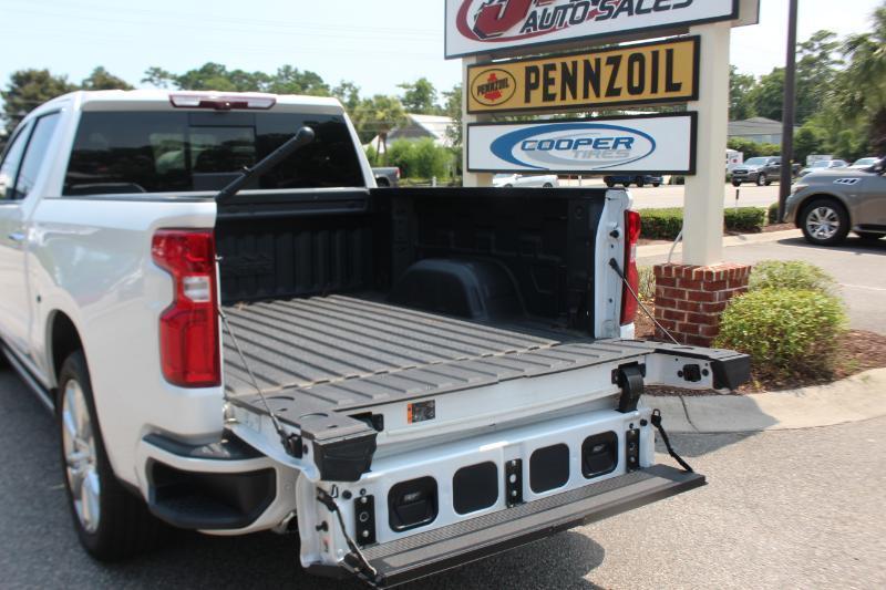 Chevrolet Silverado 1500 High Country Crew Cab 4WD 2023