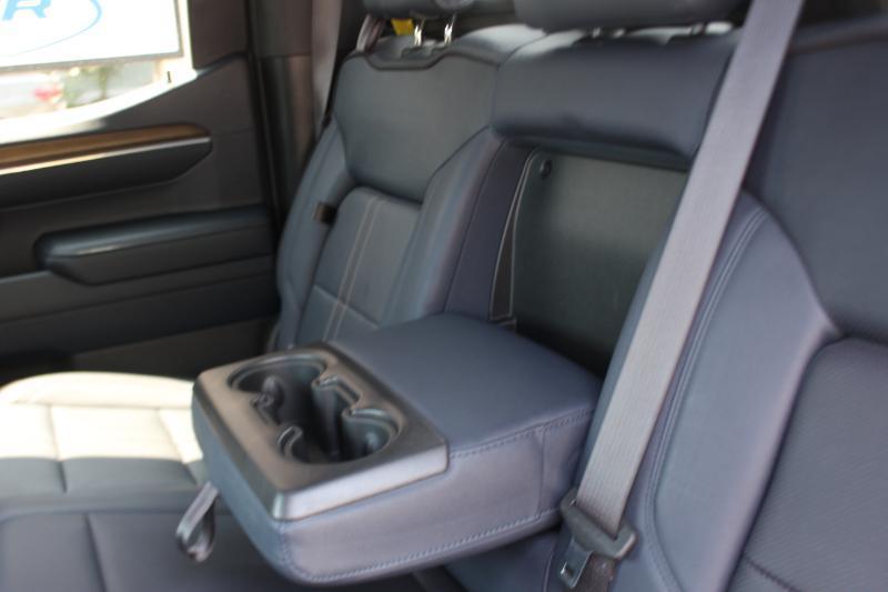 Chevrolet Silverado 1500 High Country Crew Cab 4WD 2023