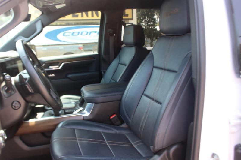 Chevrolet Silverado 1500 High Country Crew Cab 4WD 2023