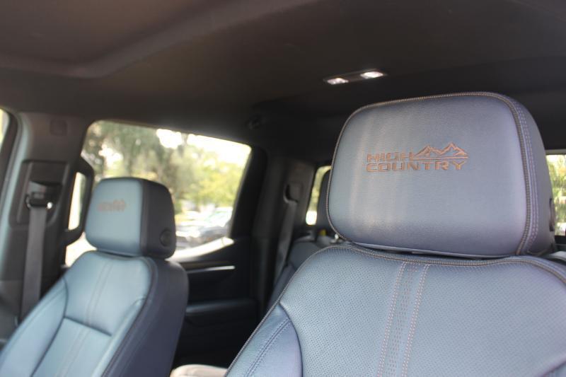 Chevrolet Silverado 1500 High Country Crew Cab 4WD 2023