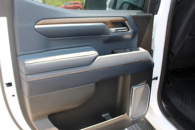 Chevrolet Silverado 1500 High Country Crew Cab 4WD 2023