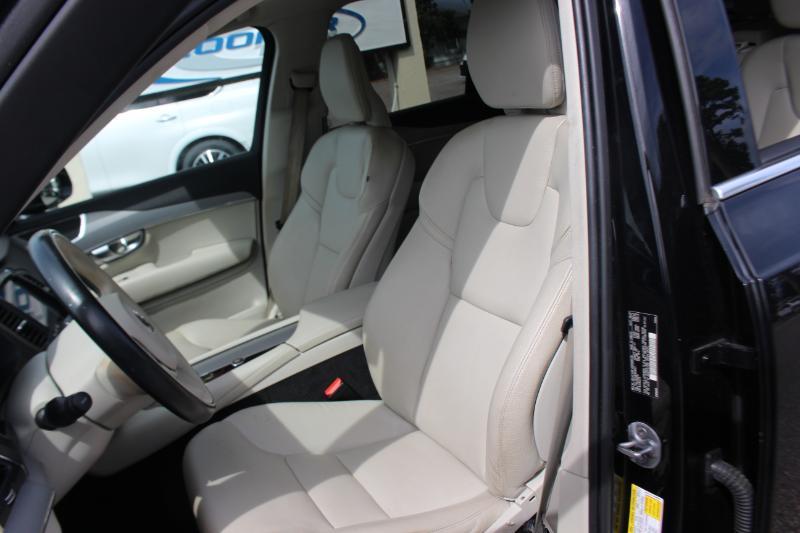Volvo XC90 B5 Core 2023