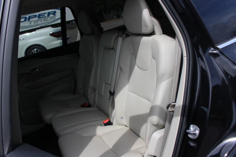 Volvo XC90 B5 Core 2023