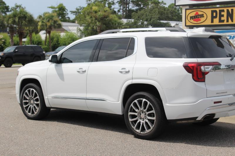 GMC Acadia Denali 2020